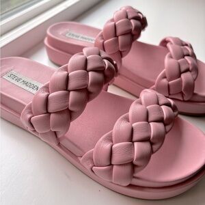 Steve Madden braided slides